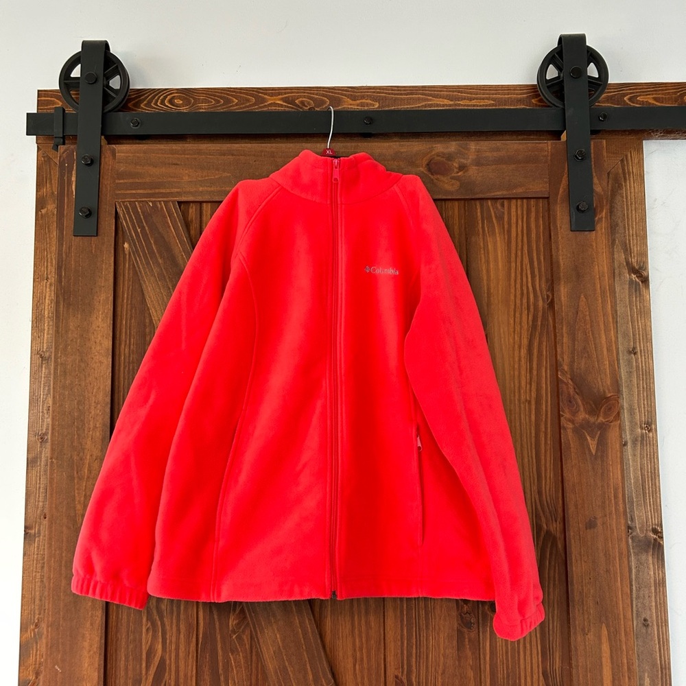 Columbia zip up fleece